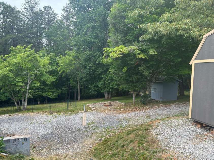 1169 Rickman Creek Road, Franklin, NC 28734.  MLS# CAR4340443, YatesRealty ID 8876. 