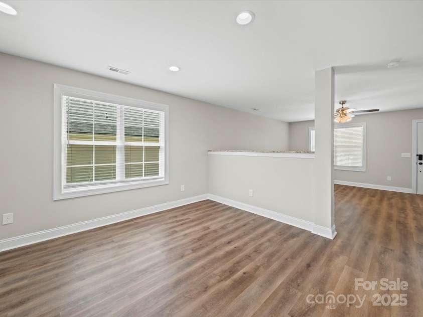 423 Pleasant Avenue, Kannapolis, NC 28081.  MLS# CAR4242825, YatesRealty ID 8876. 