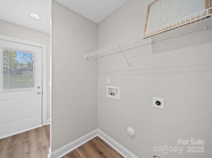 423 Pleasant Avenue, Kannapolis, NC 28081.  MLS# CAR4242825, YatesRealty ID 8876. 