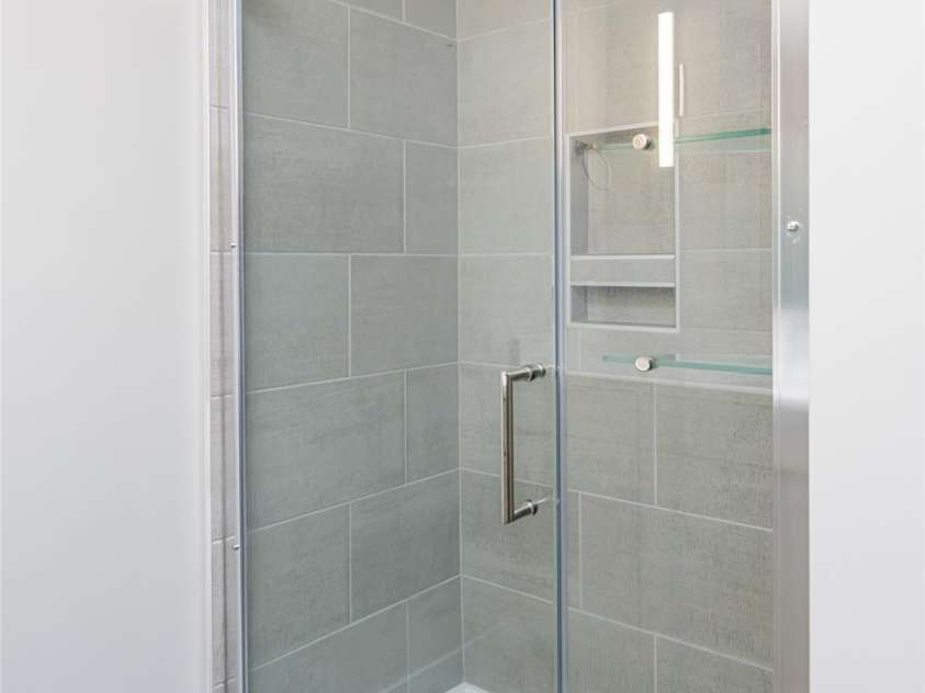 145 Biltmore Avenue, Asheville, NC 28801.  MLS# CAR4308461, YatesRealty ID 8878. 