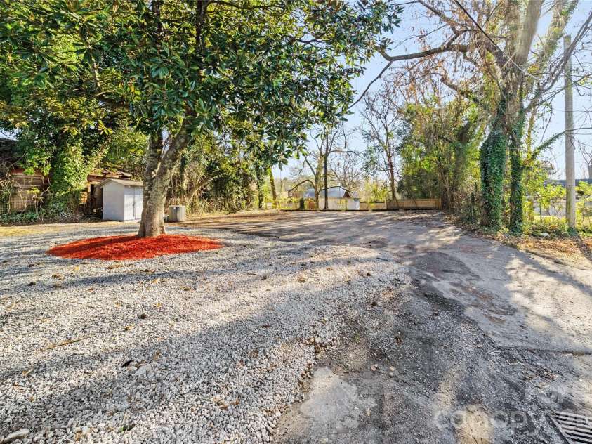 208 Hall Street, Wadesboro, NC 28170.  MLS# CAR4326089, YatesRealty ID 8878. 