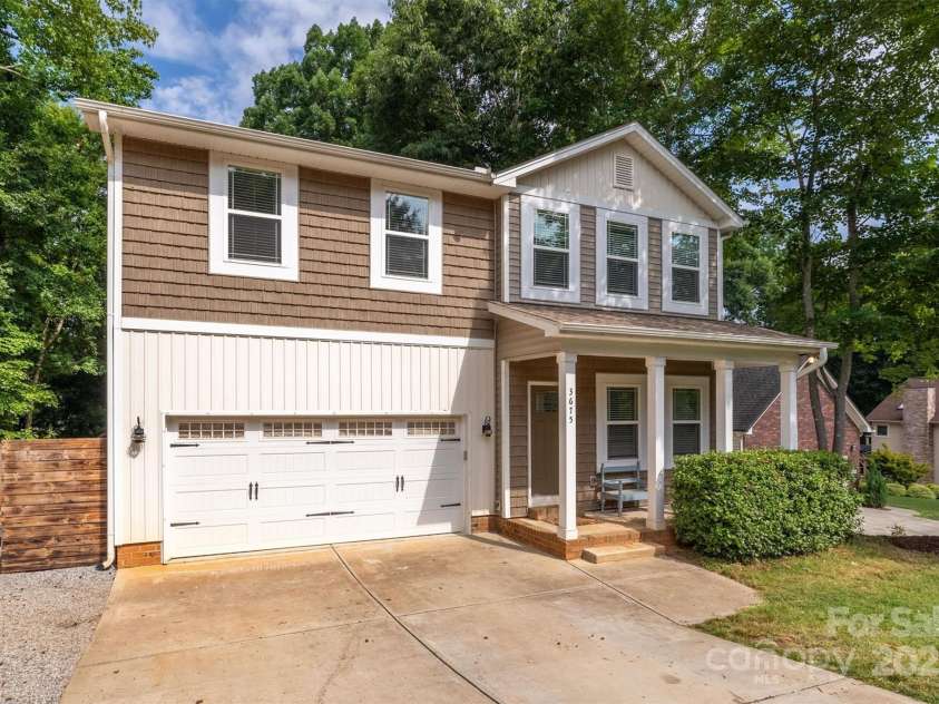 3675 West Bay Drive, Sherrills Ford, NC 28673.  MLS# CAR4227898, YatesRealty ID 8879. 