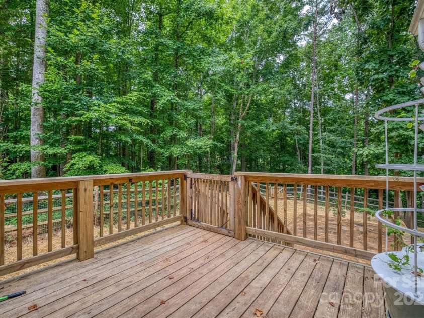 3675 West Bay Drive, Sherrills Ford, NC 28673.  MLS# CAR4227898, YatesRealty ID 8879. 