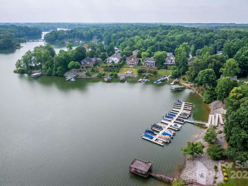 3675 West Bay Drive, Sherrills Ford, NC 28673.  MLS# CAR4227898, YatesRealty ID 8879. 