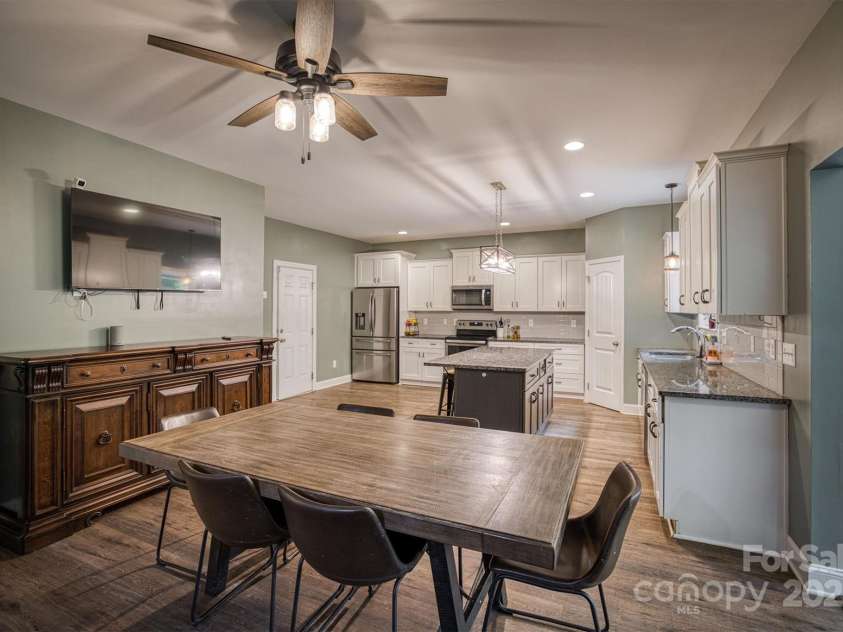 3675 West Bay Drive, Sherrills Ford, NC 28673.  MLS# CAR4227898, YatesRealty ID 8879. 