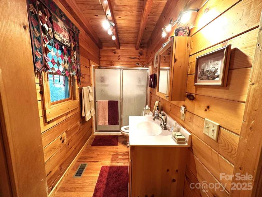 184 Poplar Drive, Lake Lure, NC 28746.  MLS# CAR4285241, YatesRealty ID 888. 