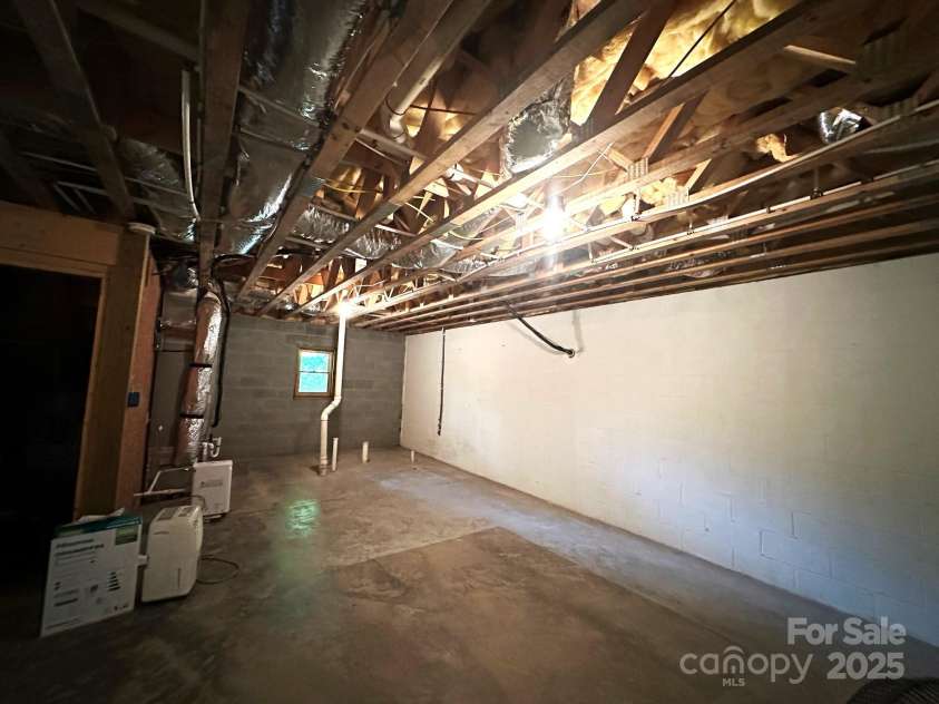 184 Poplar Drive, Lake Lure, NC 28746.  MLS# CAR4285241, YatesRealty ID 888. 