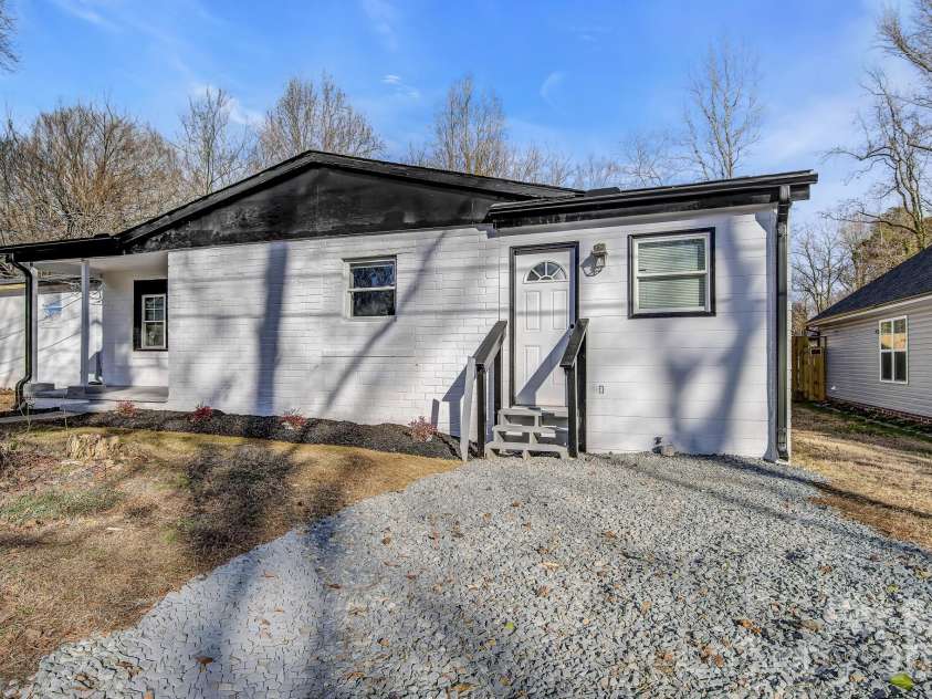 1200 Grady Street, Salisbury, NC 28144.  MLS# CAR4346905, YatesRealty ID 8882. 