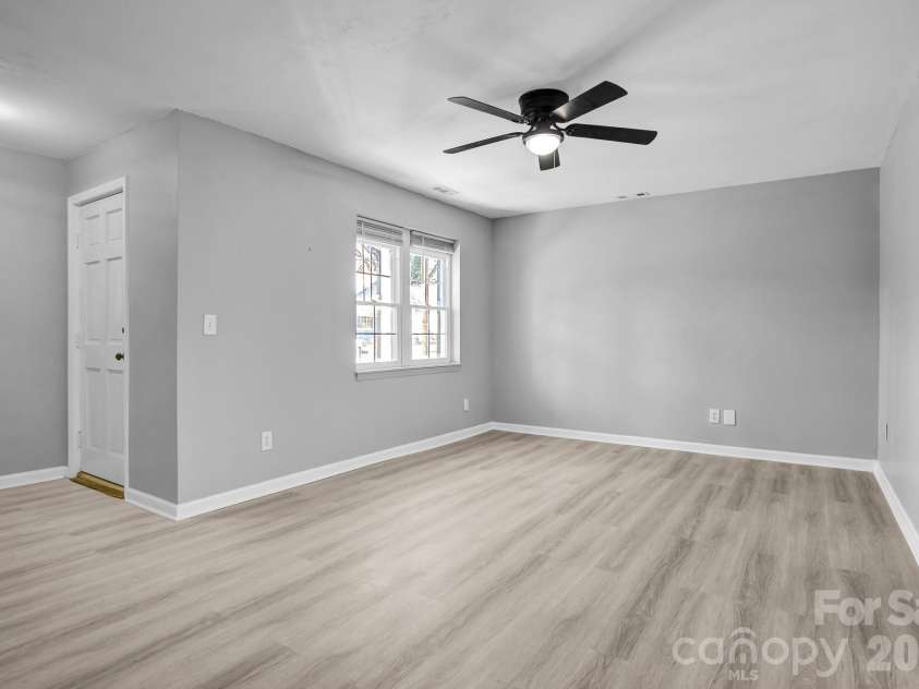 1200 Grady Street, Salisbury, NC 28144.  MLS# CAR4346905, YatesRealty ID 8882. 