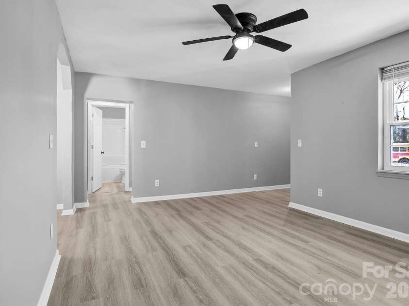 1200 Grady Street, Salisbury, NC 28144.  MLS# CAR4346905, YatesRealty ID 8882. 