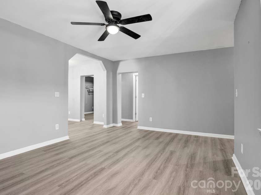 1200 Grady Street, Salisbury, NC 28144.  MLS# CAR4346905, YatesRealty ID 8882. 