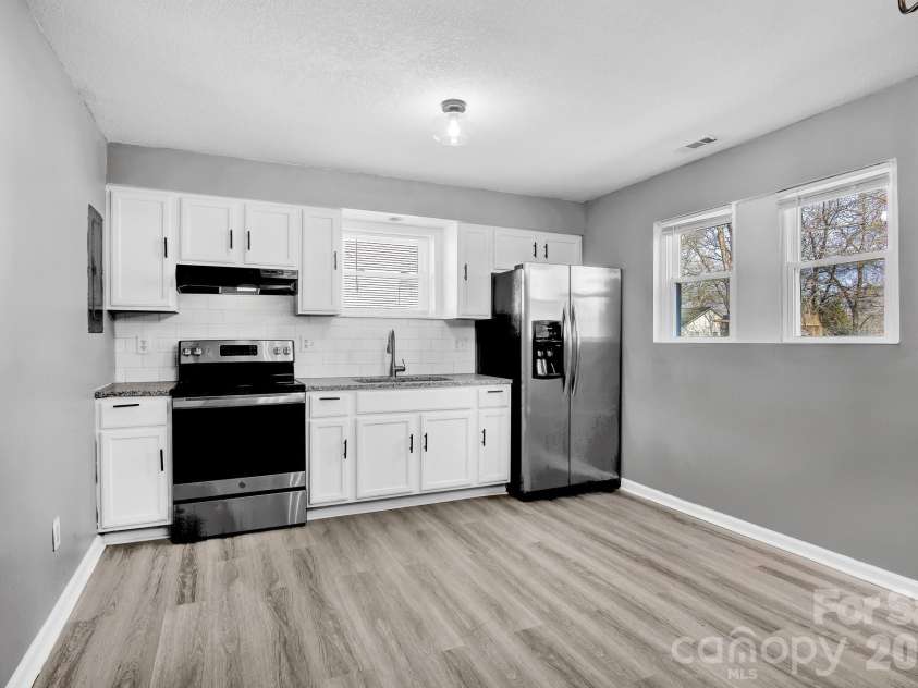 1200 Grady Street, Salisbury, NC 28144.  MLS# CAR4346905, YatesRealty ID 8882. 