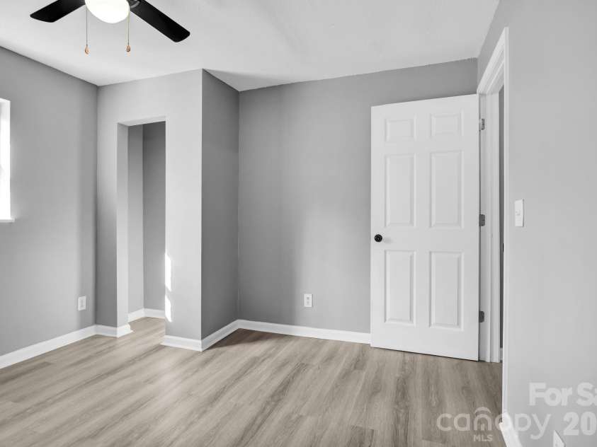1200 Grady Street, Salisbury, NC 28144.  MLS# CAR4346905, YatesRealty ID 8882. 