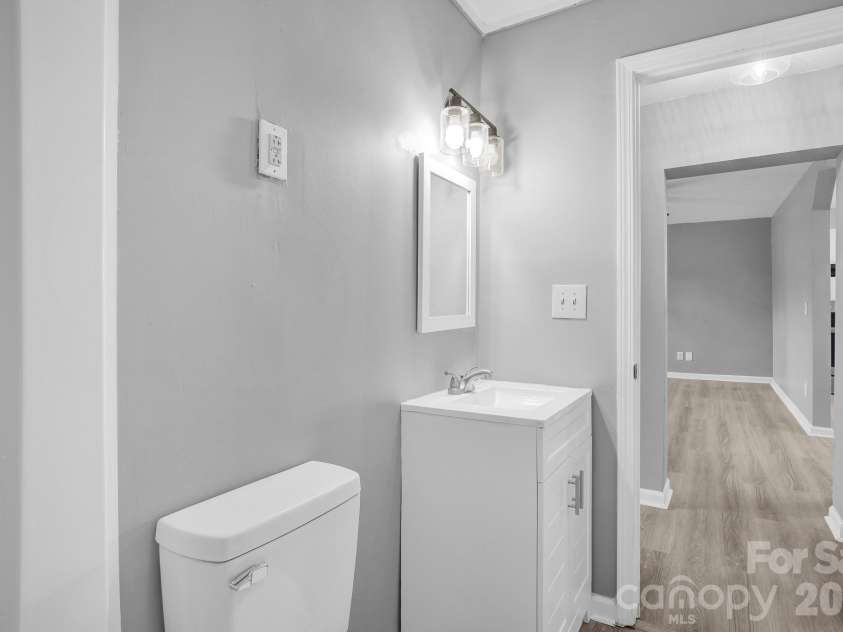 1200 Grady Street, Salisbury, NC 28144.  MLS# CAR4346905, YatesRealty ID 8882. 