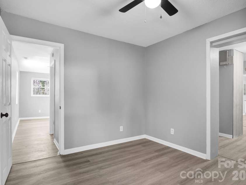 1200 Grady Street, Salisbury, NC 28144.  MLS# CAR4346905, YatesRealty ID 8882. 