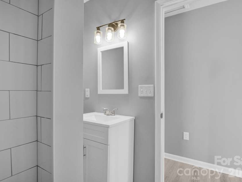 1200 Grady Street, Salisbury, NC 28144.  MLS# CAR4346905, YatesRealty ID 8882. 