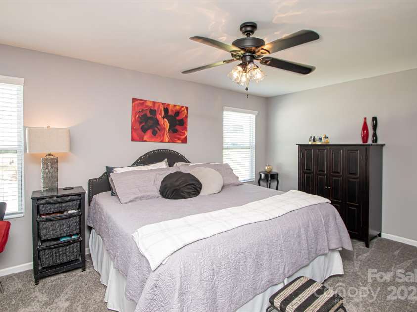 2207 Atwell Glen Lane, Pineville, NC 28134.  MLS# CAR4246568, YatesRealty ID 8882. 