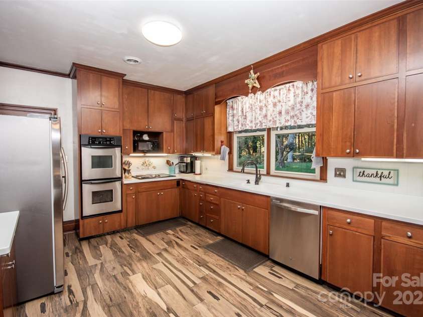 322 Valley Stream Road, Statesville, NC 28677.  MLS# CAR4321072, YatesRealty ID 8883. 