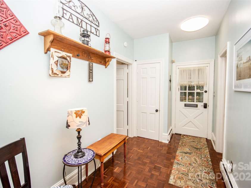 322 Valley Stream Road, Statesville, NC 28677.  MLS# CAR4321072, YatesRealty ID 8883. 