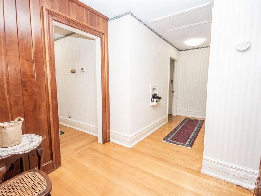 322 Valley Stream Road, Statesville, NC 28677.  MLS# CAR4321072, YatesRealty ID 8883. 