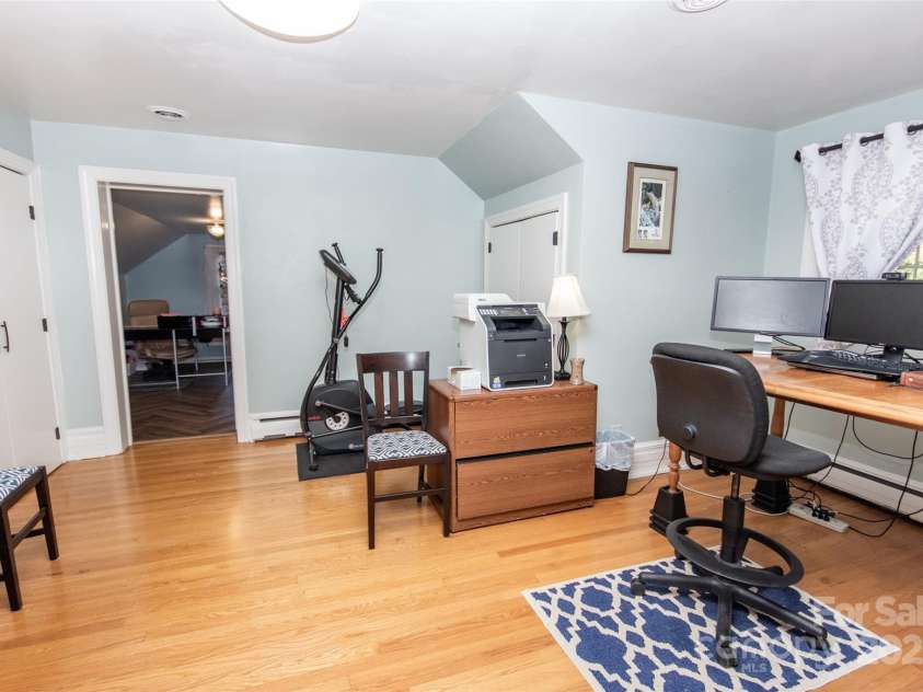 322 Valley Stream Road, Statesville, NC 28677.  MLS# CAR4321072, YatesRealty ID 8883. 