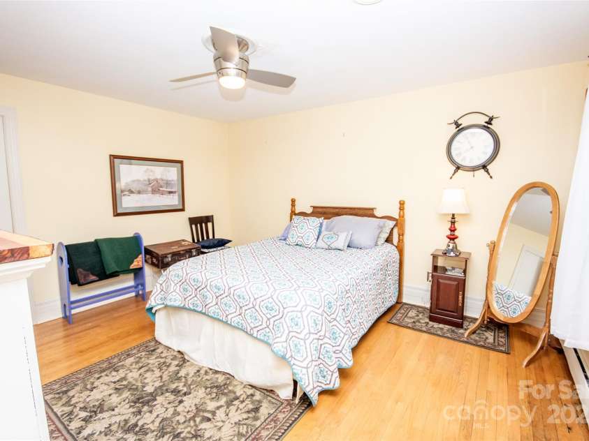 322 Valley Stream Road, Statesville, NC 28677.  MLS# CAR4321072, YatesRealty ID 8883. 