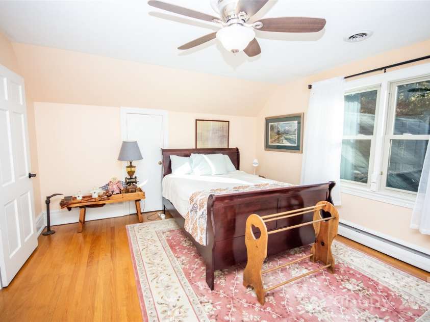 322 Valley Stream Road, Statesville, NC 28677.  MLS# CAR4321072, YatesRealty ID 8883. 
