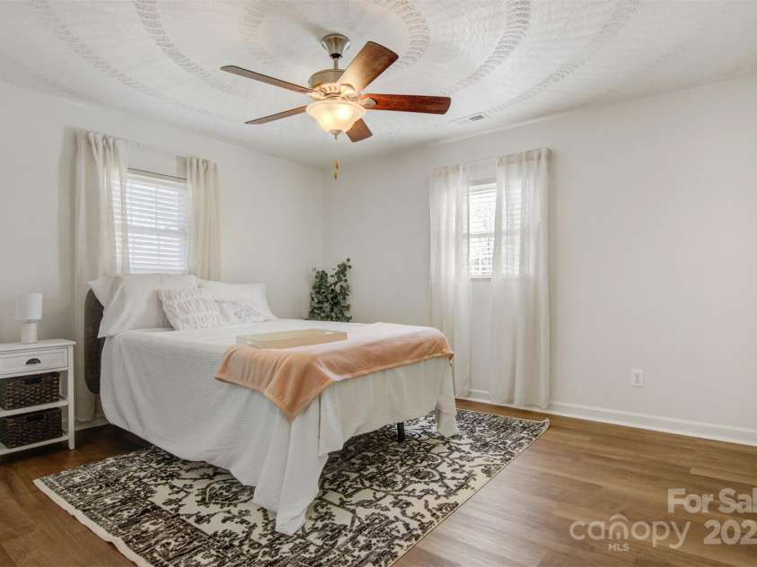 3598 Puett Park Drive, Conover, NC 28613.  MLS# CAR4228946, YatesRealty ID 8883. 
