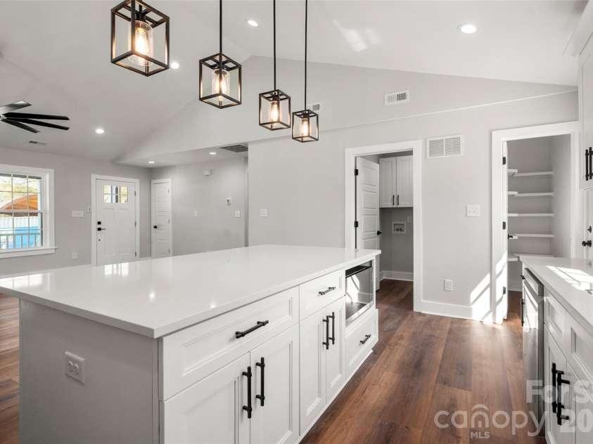 369 Georgia Street, Concord, NC 28025.  MLS# CAR4362814, YatesRealty ID 8884. 