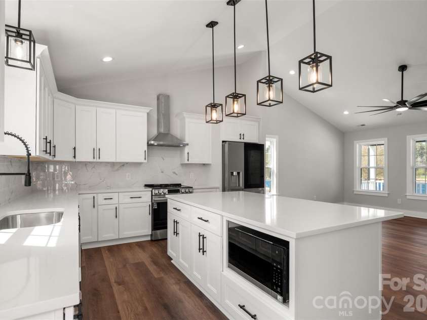 369 Georgia Street, Concord, NC 28025.  MLS# CAR4362814, YatesRealty ID 8884. 