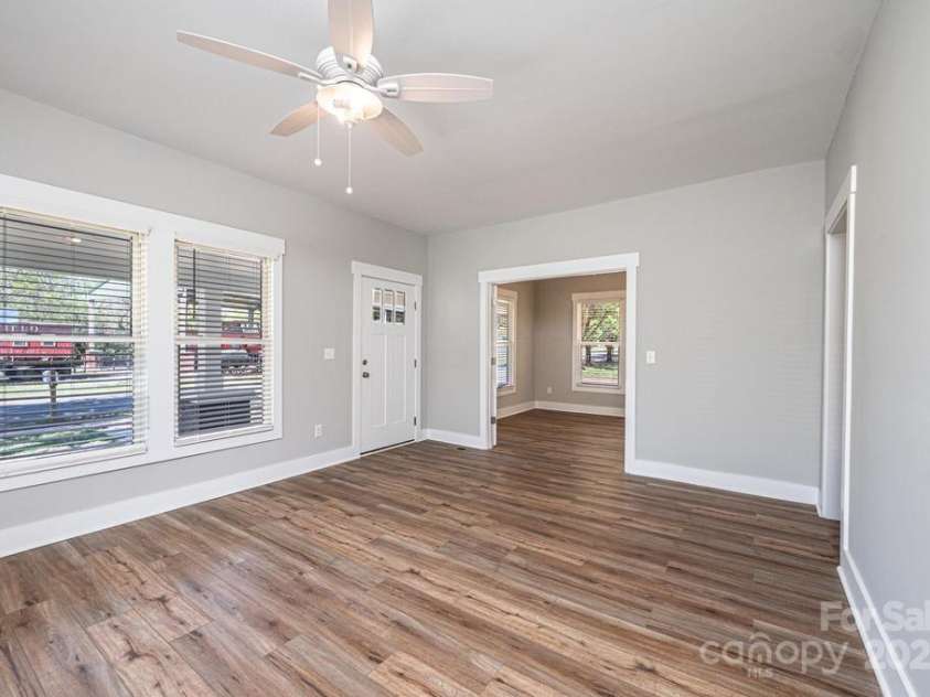 1143 College Avenue, Newton, NC 28658.  MLS# CAR4245448, YatesRealty ID 8885. 