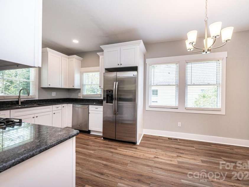 1143 College Avenue, Newton, NC 28658.  MLS# CAR4245448, YatesRealty ID 8885. 