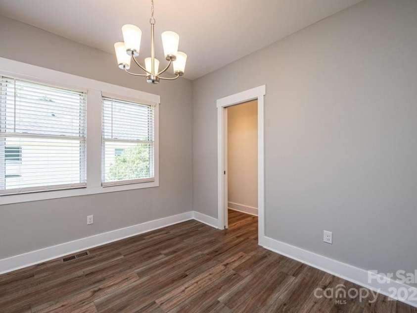 1143 College Avenue, Newton, NC 28658.  MLS# CAR4245448, YatesRealty ID 8885. 