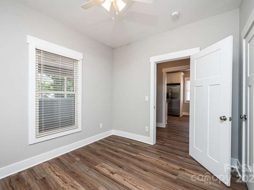 1143 College Avenue, Newton, NC 28658.  MLS# CAR4245448, YatesRealty ID 8885. 