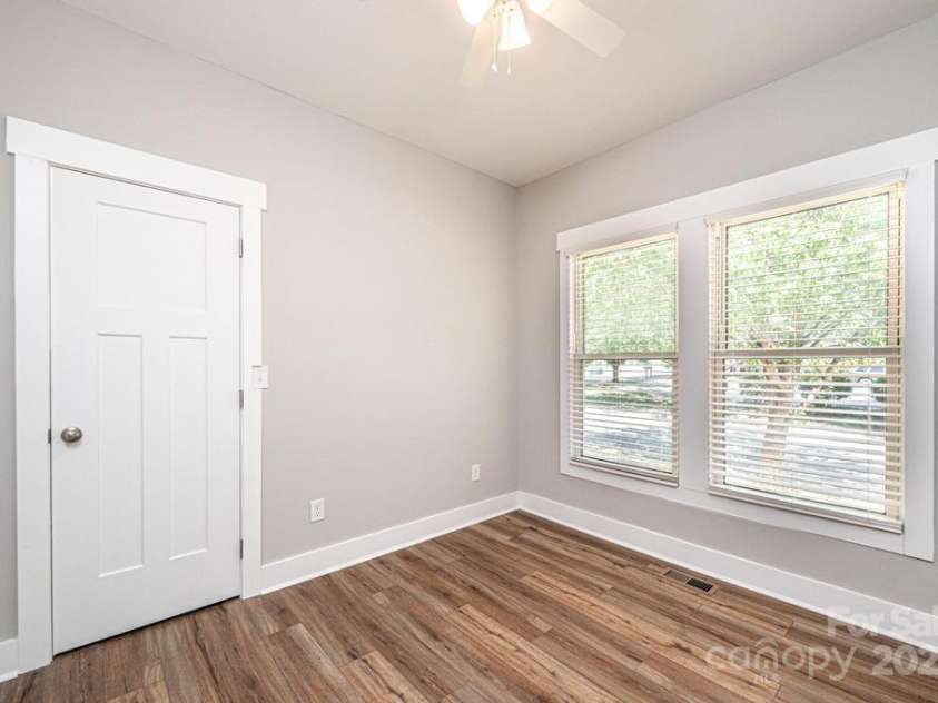 1143 College Avenue, Newton, NC 28658.  MLS# CAR4245448, YatesRealty ID 8885. 