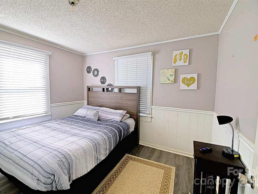 6124 Old Plank Road, Charlotte, NC 28216.  MLS# CAR4243091, YatesRealty ID 8887. Bedroom 3