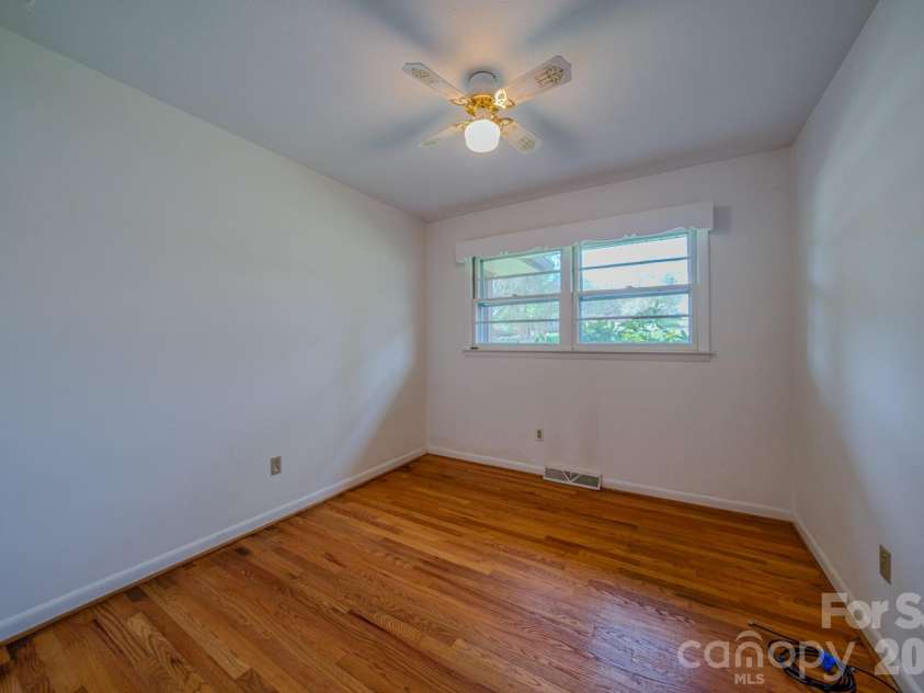 8 Summit Drive, Arden, NC 28704.  MLS# CAR4360548, YatesRealty ID 8889. Bedroom 2