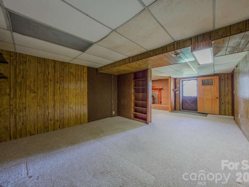 8 Summit Drive, Arden, NC 28704.  MLS# CAR4360548, YatesRealty ID 8889. Downstairs