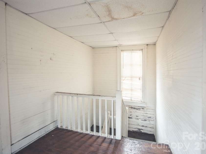 303 Fisher Street, Salisbury, NC 28144.  MLS# CAR4352678, YatesRealty ID 8891. 