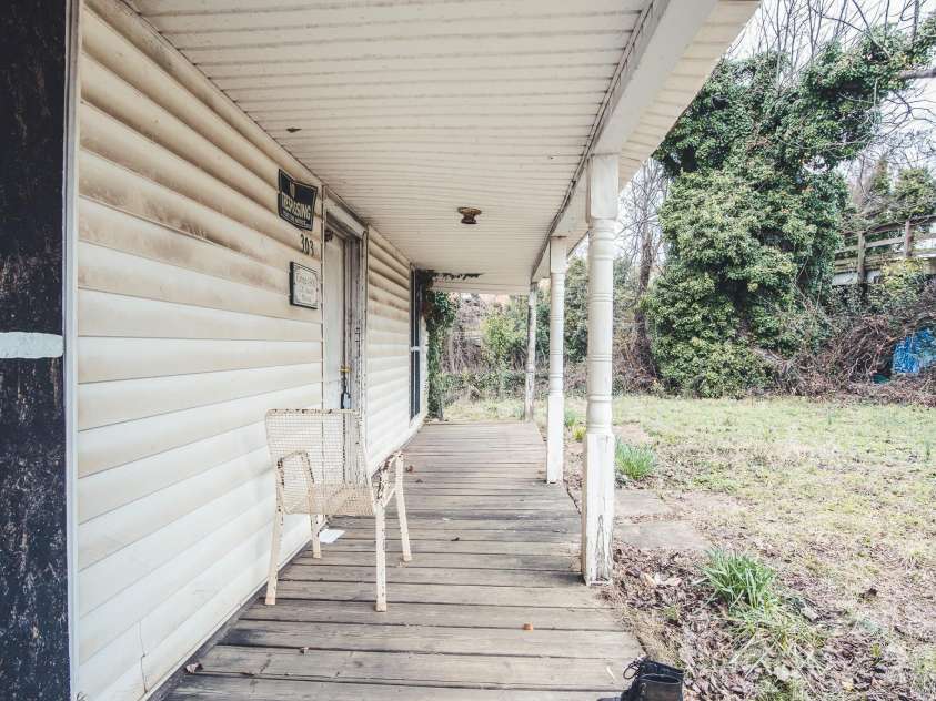 303 Fisher Street, Salisbury, NC 28144.  MLS# CAR4352678, YatesRealty ID 8891. 