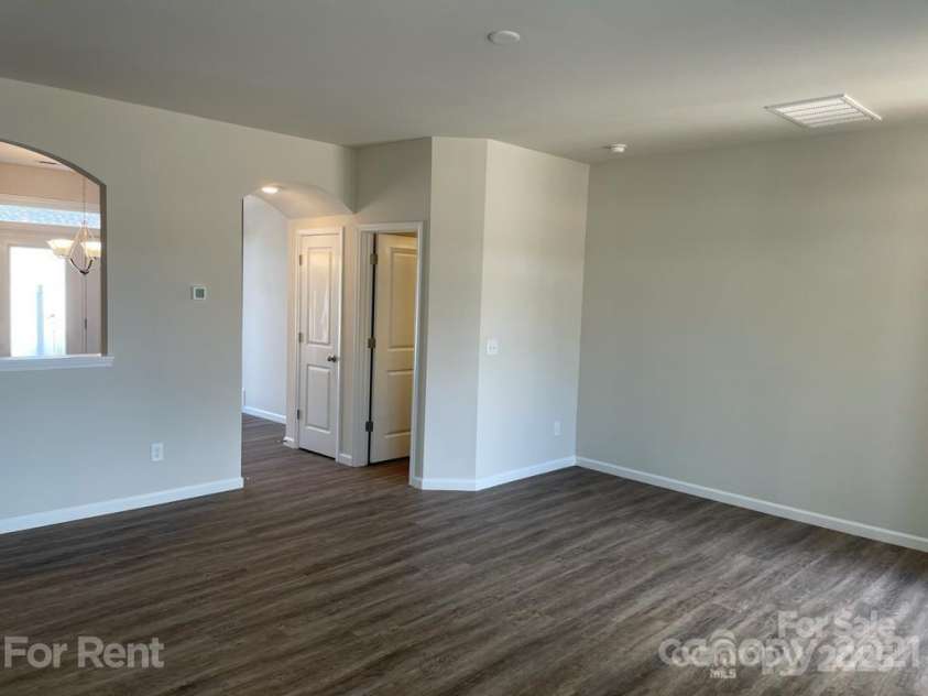 534 Dorman Street, Belmont, NC 28012.  MLS# CAR4243477, YatesRealty ID 8891. 