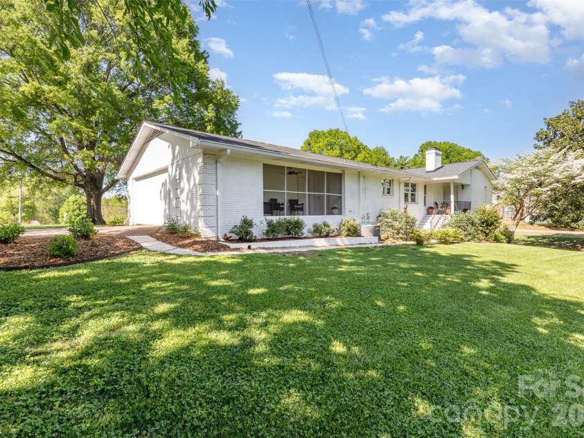 1041 Brawley School Road, Mooresville, NC 28117.  MLS# CAR4356702, YatesRealty ID 8892. 