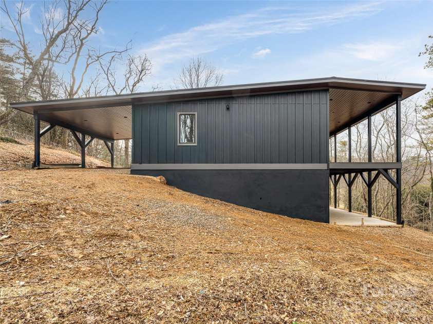 20 Cane Creek Lane, Fairview, NC 28730.  MLS# CAR4216687, YatesRealty ID 8892. 