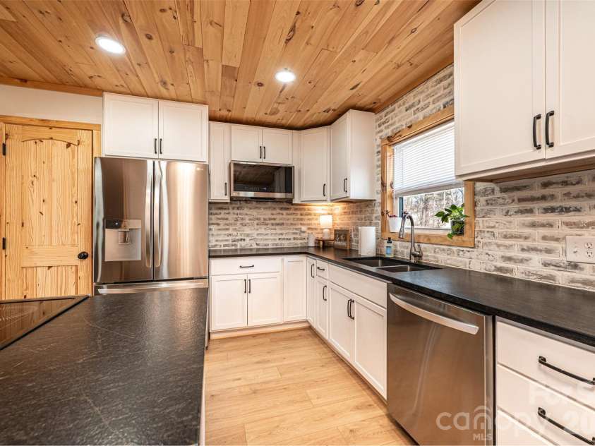 110 Windsor Street, Connelly Springs, NC 28612.  MLS# CAR4351181, YatesRealty ID 8893. 