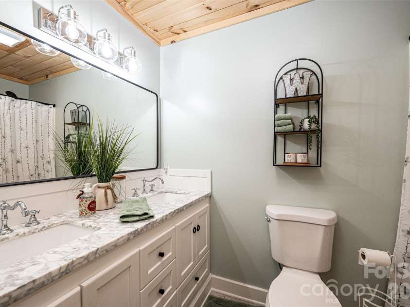 110 Windsor Street, Connelly Springs, NC 28612.  MLS# CAR4351181, YatesRealty ID 8893. 