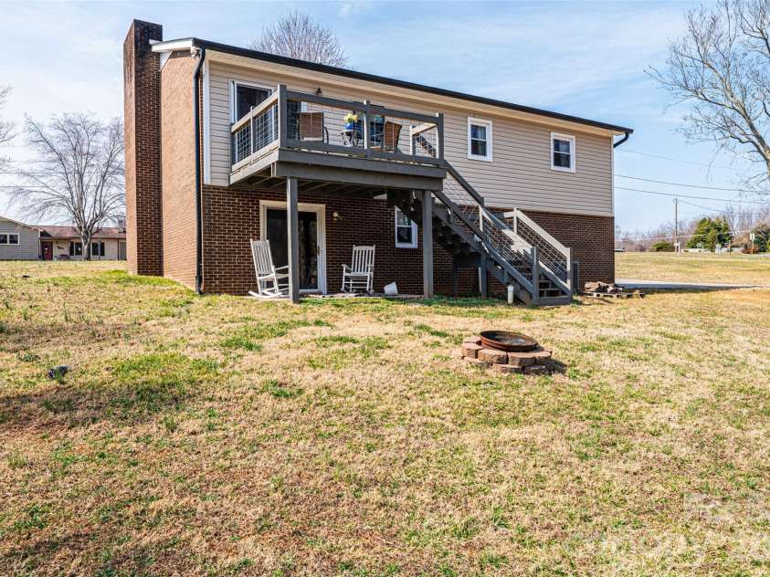 110 Windsor Street, Connelly Springs, NC 28612.  MLS# CAR4351181, YatesRealty ID 8893. 