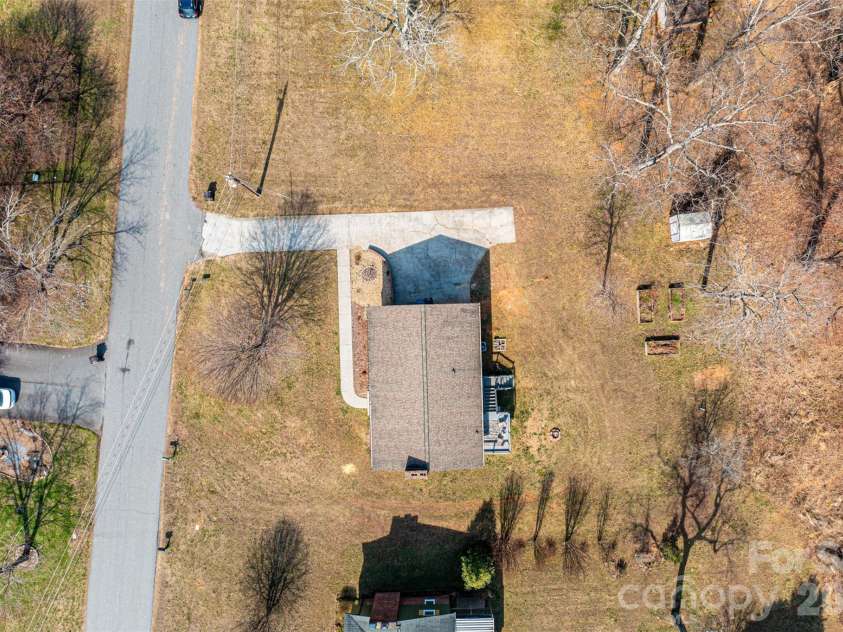 110 Windsor Street, Connelly Springs, NC 28612.  MLS# CAR4351181, YatesRealty ID 8893. 