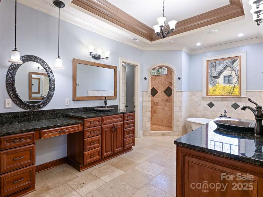 3 Willowside Court, Fairview, NC 28730.  MLS# CAR4204662, YatesRealty ID 8894. 