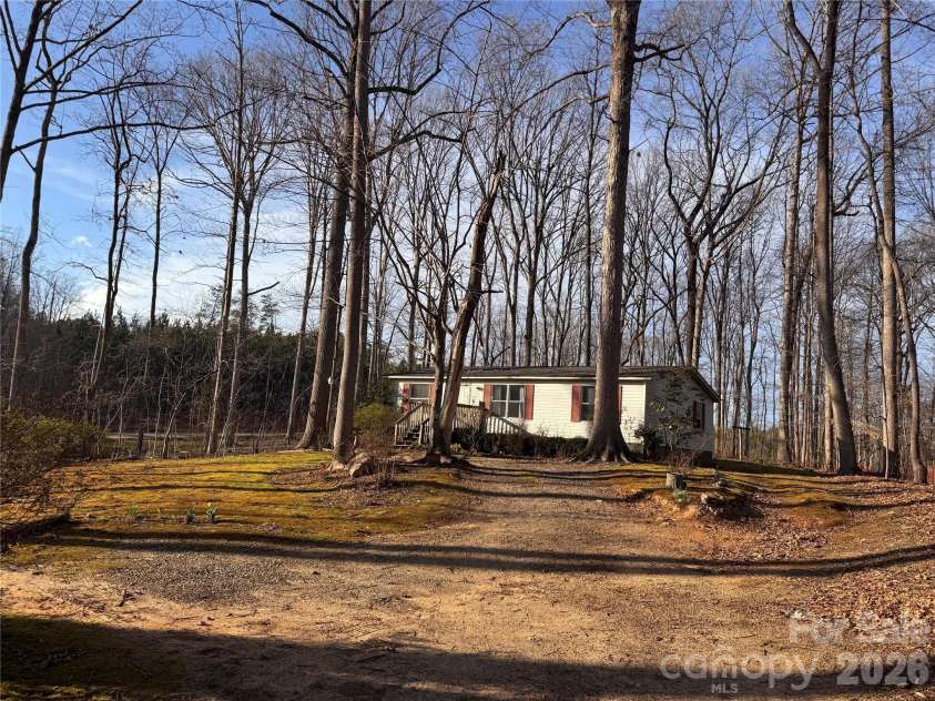 121 Shady Lane, Troutman, NC 28166.  MLS# CAR4352334, YatesRealty ID 8895. 