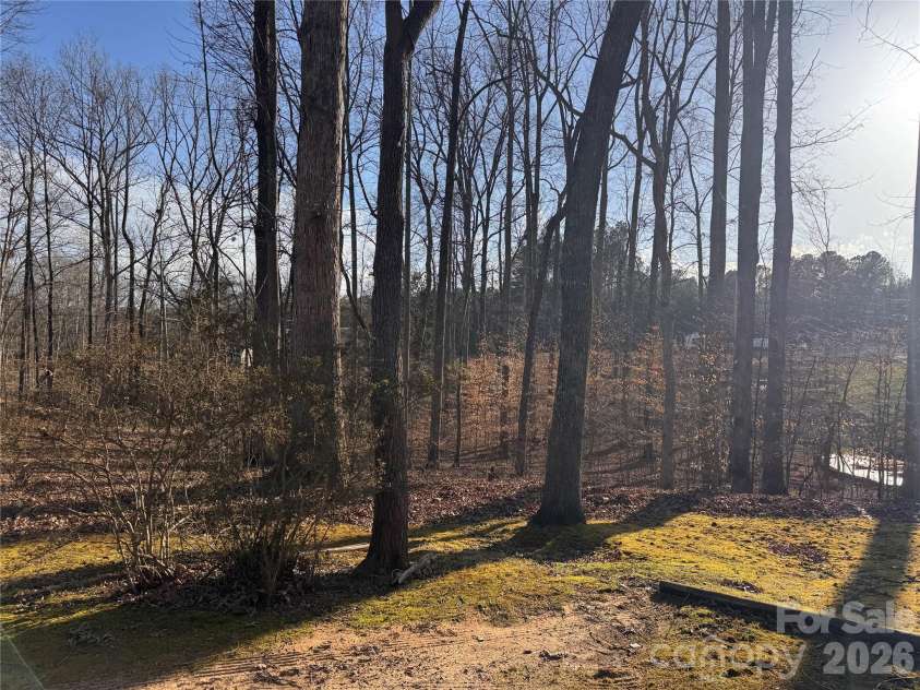 121 Shady Lane, Troutman, NC 28166.  MLS# CAR4352334, YatesRealty ID 8895. 